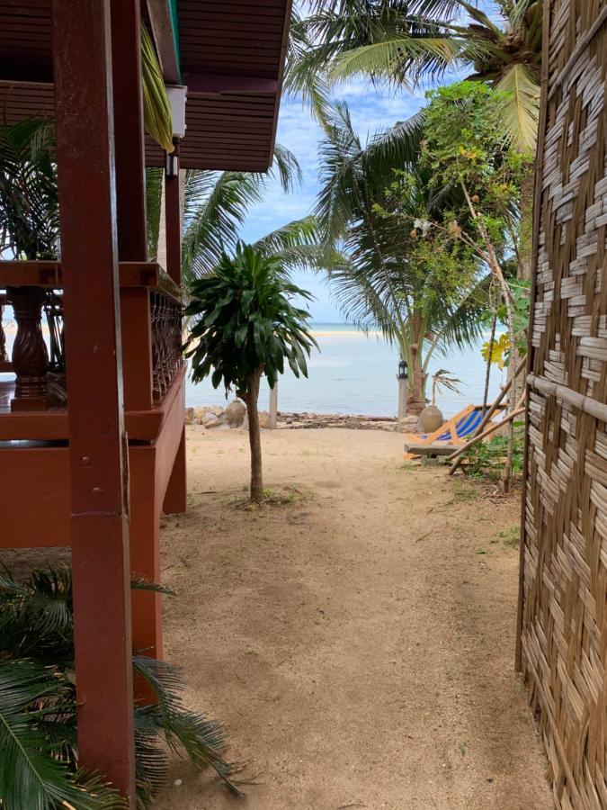 Free Concept Beach Resort Сритану Екстериор снимка